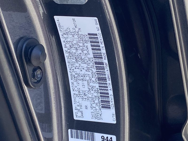 Used 2011 Toyota Tacoma Image 30