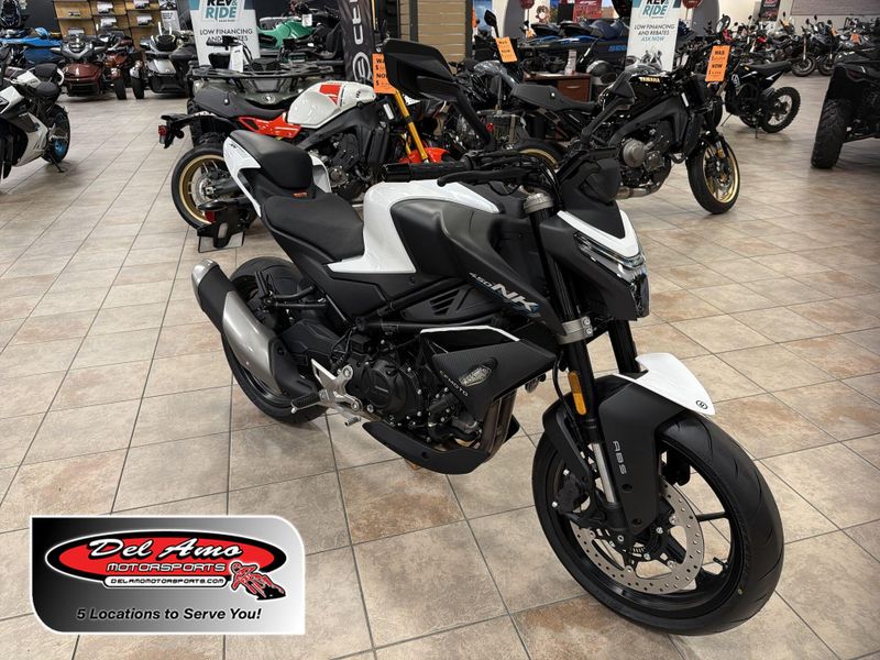 New 2026 CFMOTO 450NK Image 1