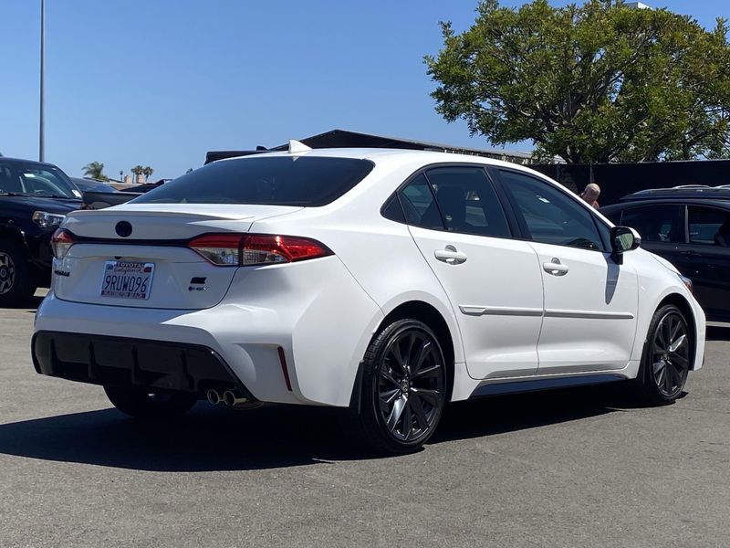 Used 2025 Toyota Corolla Hybrid SEImage 3