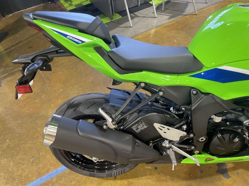 New 2027 Kawasaki NINJA ZX-6R ABS Image 14