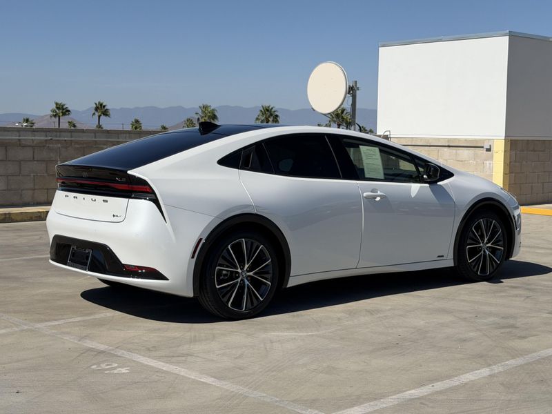 Used 2023 Toyota Prius XLEImage 11