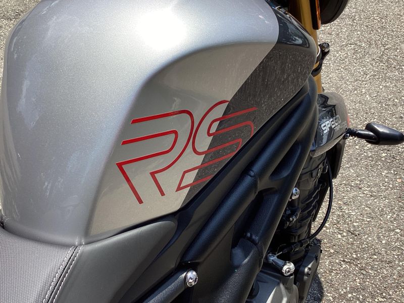 2025 Triumph Speed Triple 1200 RS 