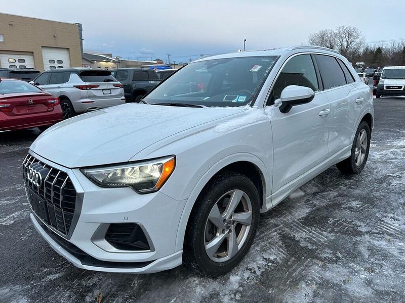 2020 Audi Q3 PremiumImage 9