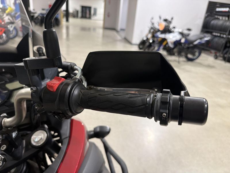 Used 2021 Suzuki V-STROM 650XT CA Image 24