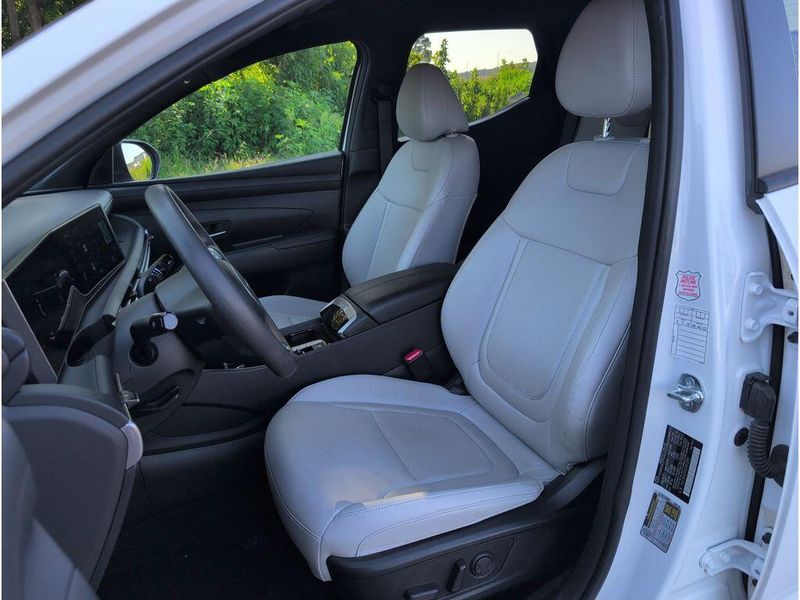 Used 2025 Hyundai Santa Cruz SELImage 10