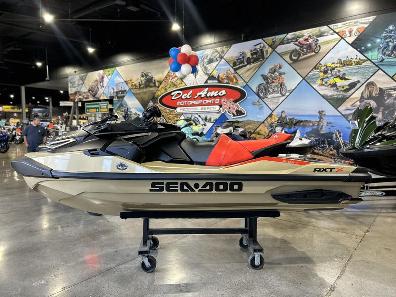 New 2025 Sea-Doo RXT-X 325 (SOUND SYSTEM) Image 8