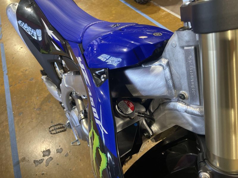 New 2027 Yamaha YZ450F MONSTER EDITION Image 24