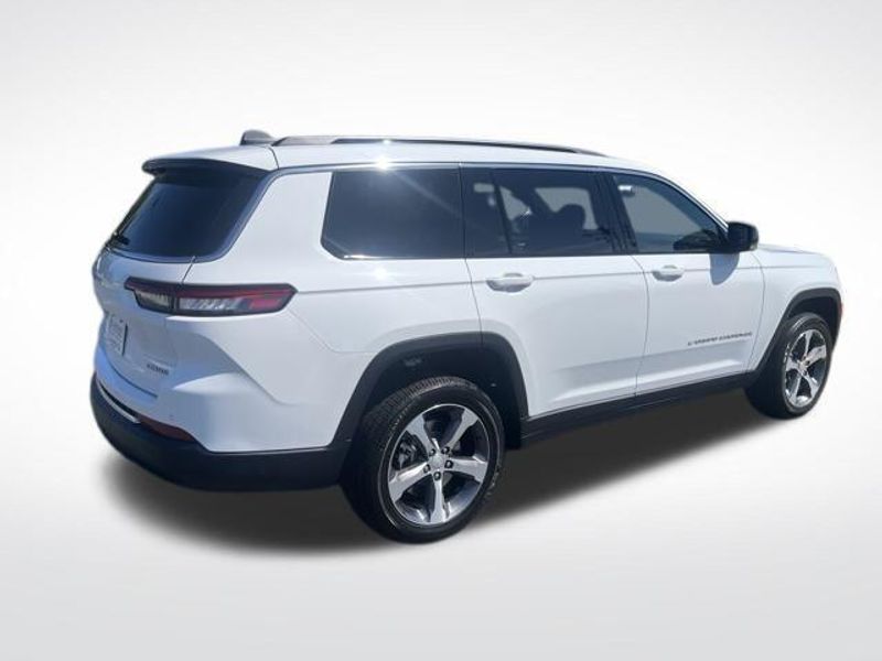 2025 Jeep Grand Cherokee L Limited 4x4