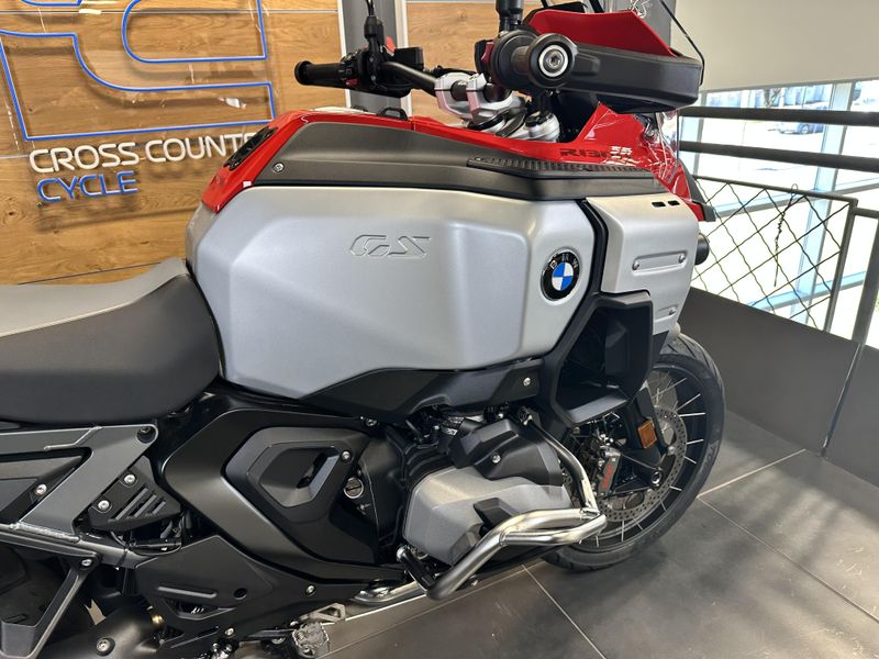 2025 BMW R 1300 GS ADVENTURE Image 4