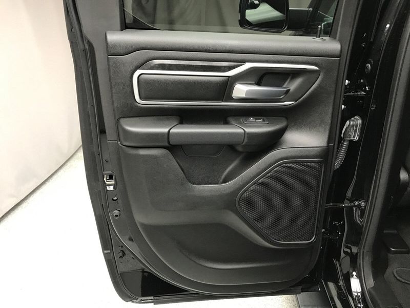 2022 RAM 1500 Big HornImage 8