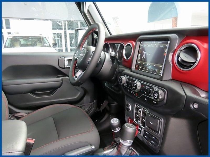 2023 Jeep Gladiator RubiconImage 8