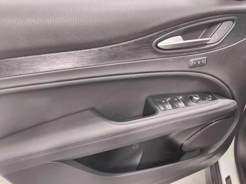 Used 2024 Alfa Romeo Stelvio Sprint AWD w/Sunroof/NavImage 28