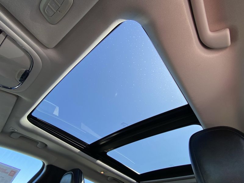Used 2019 Jeep Cherokee Latitude PlusImage 29