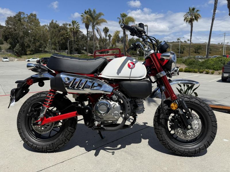 New 2025 Honda MONKEY ABS Image 2