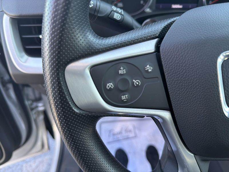 Used 2022 GMC Terrain SLEImage 24