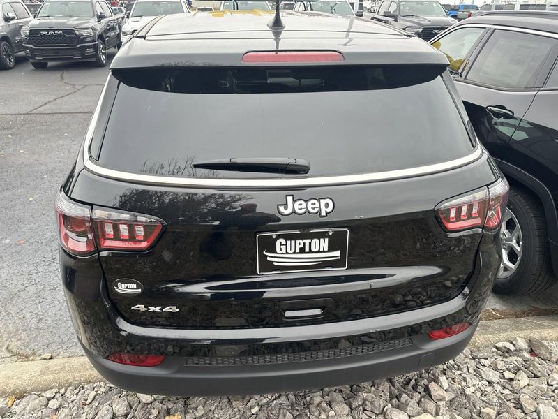 2025 Jeep Compass Sport 4x4Image 7