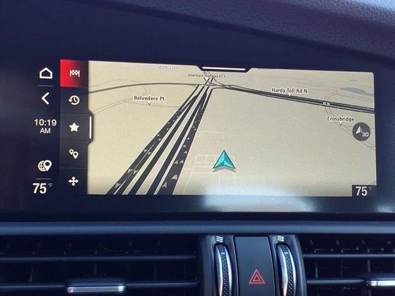 New 2025 Alfa Romeo Giulia RWDImage 24