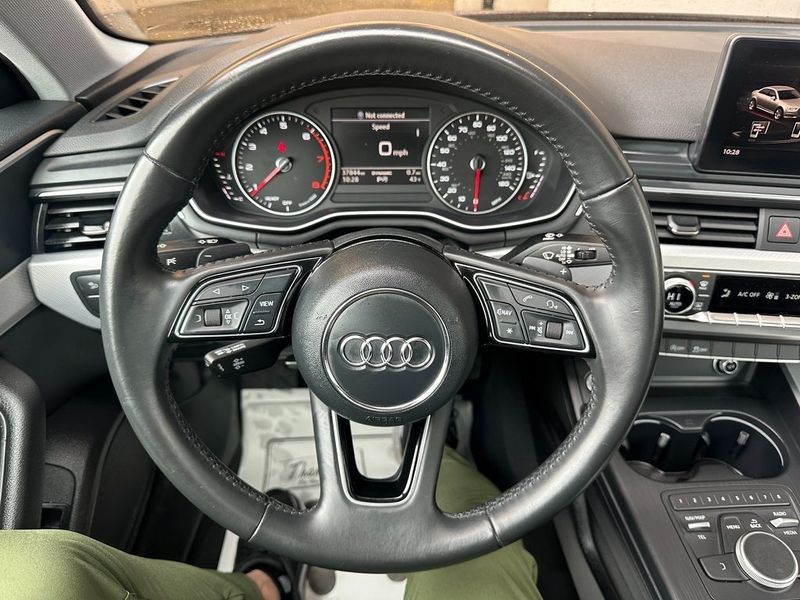 2018 Audi A4 2.0TImage 2