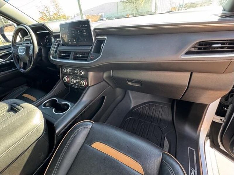 Used 2022 GMC Yukon AT4Image 15