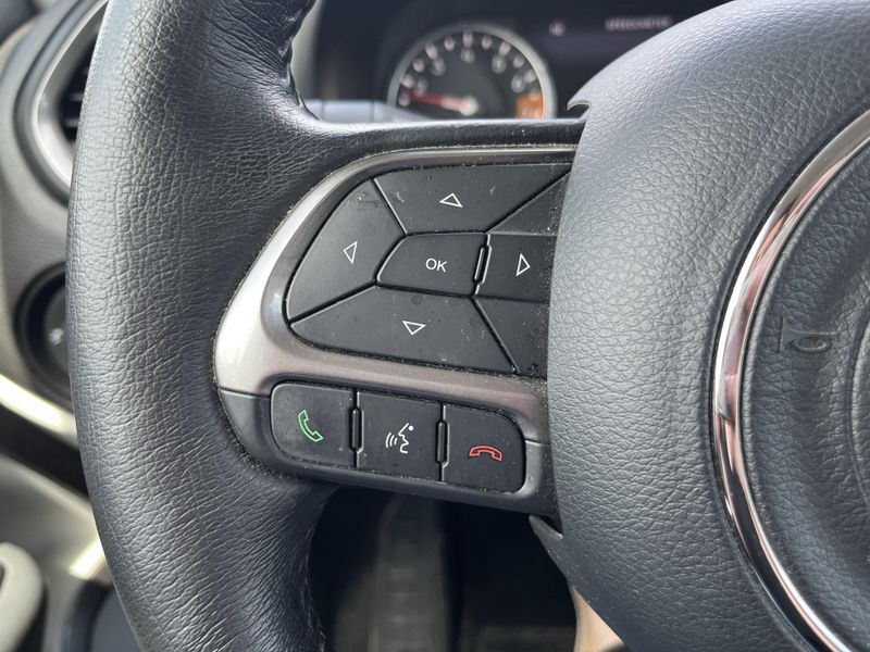 2022 Jeep Renegade LatitudeImage 9