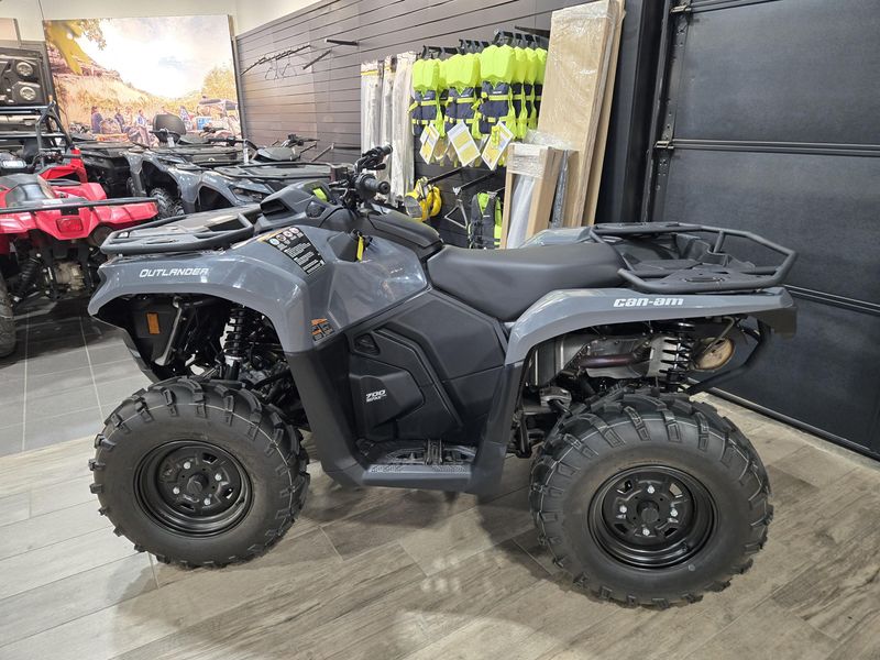 2025 Can-Am OUTLANDER 700 GRANITE GRAY Image 5