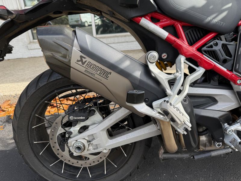 2022 Ducati MultistradaImage 5