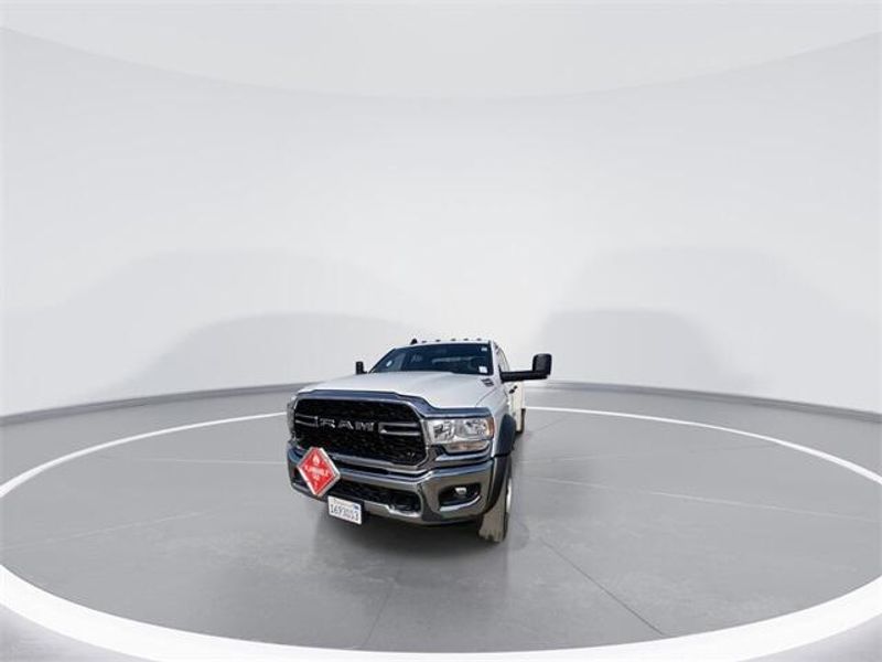 2022 RAM 5500 Chassis TradesmanImage 3