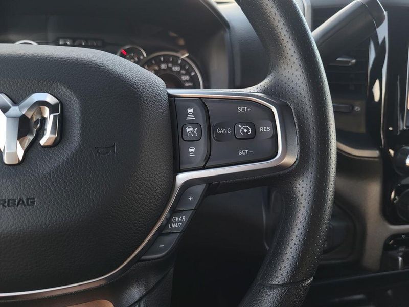 2025 RAM 2500 Tradesman Crew Cab 4x4 6