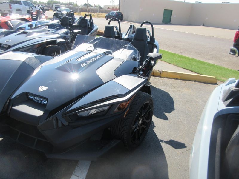 NEW 2026 POLARIS SLINGSHOT S AUTODRIVE Image 4
