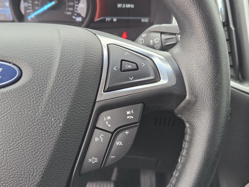 Used 2019 Ford Edge SEL FWD
