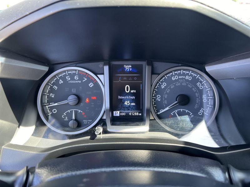 Used 2021 Toyota Tacoma 2WD SR5Image 9