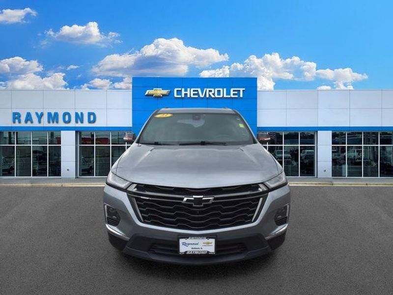 Used 2023 Chevrolet Traverse PremierImage 9