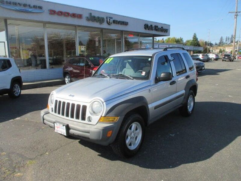 Used 2007 Jeep Liberty SportImage 2