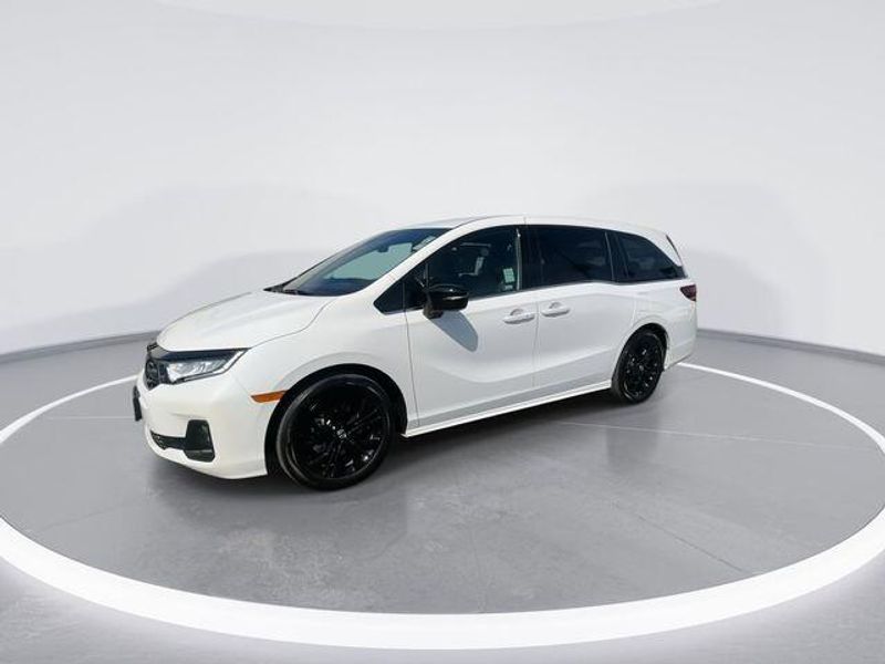 Used 2025 Honda Odyssey Sport-LImage 4