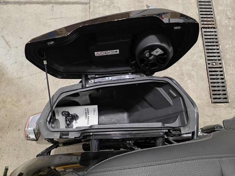 2022 BMW R 18 B