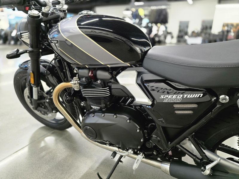 2025 Triumph SPEED TWIN 900 