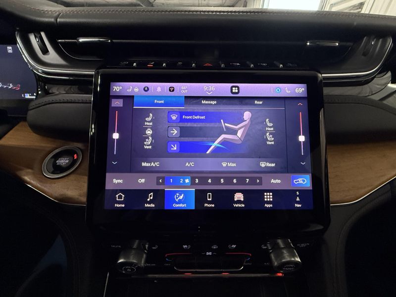 Used 2025 Jeep Grand Cherokee L Summit ReserveImage 30