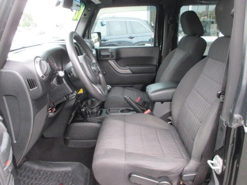 Used 2012 Jeep Wrangler JK SportImage 13
