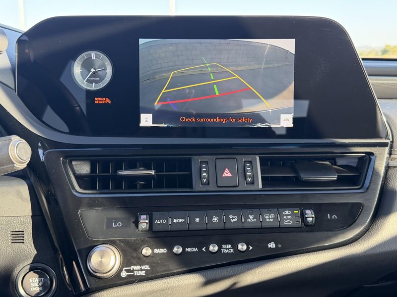 Used 2024 Lexus ES 350Image 31
