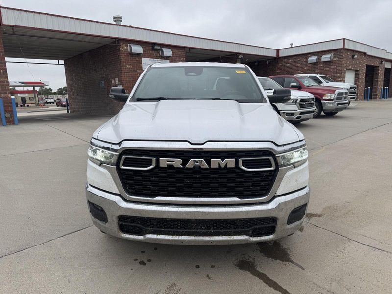 2025 Ram 1500 Big Horn photo 8
