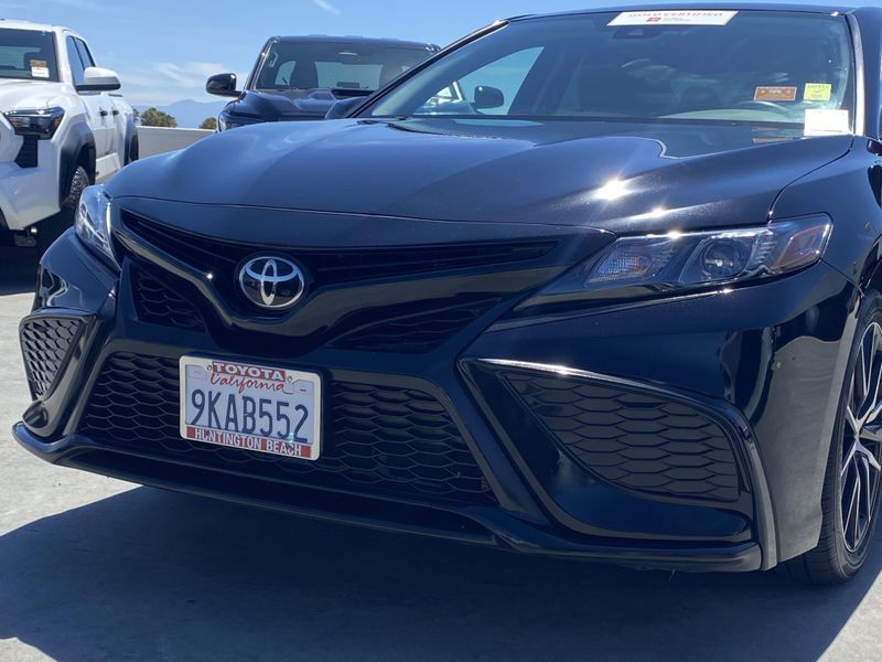 Used 2024 Toyota Camry SEImage 7