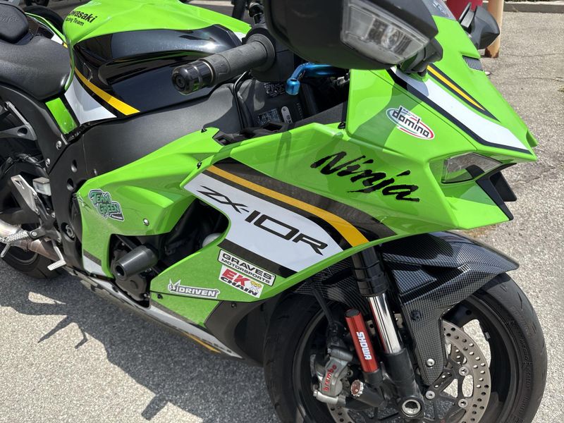 Used 2025 Kawasaki NINJA ZX 10R ABS KRT EDITION Image 12
