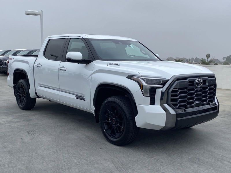 2025 Toyota Tundra Platinum HybridImage 2