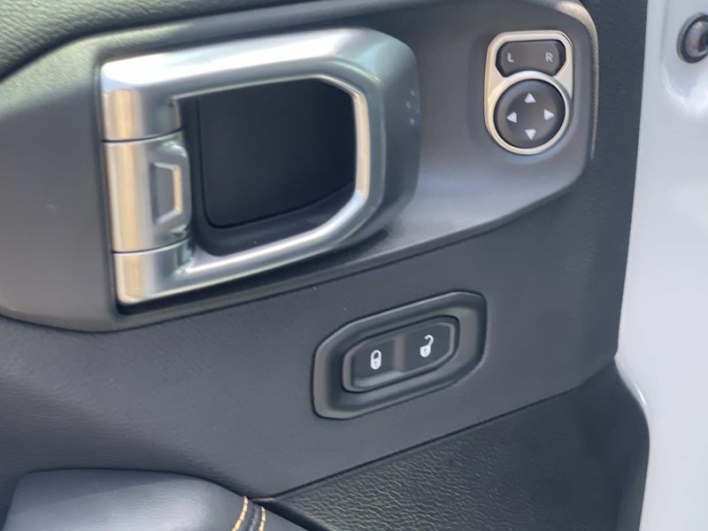 New 2026 Jeep Wrangler 4-door Sahara