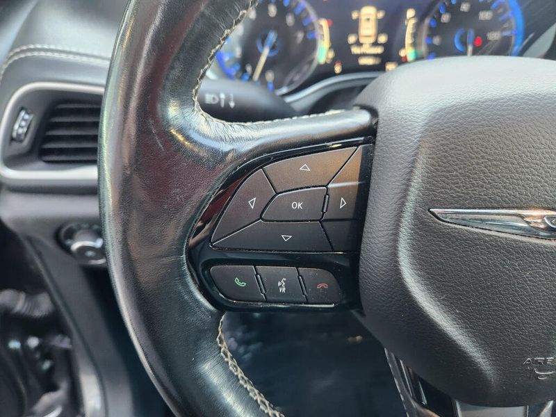 Used 2021 Chrysler Pacifica Touring L S
