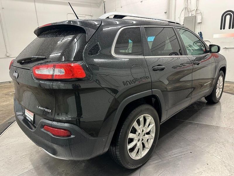 2015 Jeep Cherokee LimitedImage 15