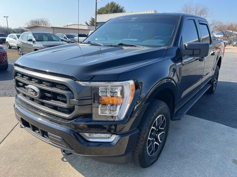 2022 Ford F-150 XLTImage 3