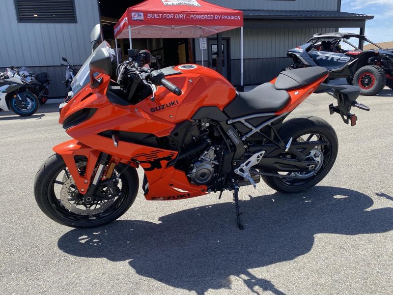 New 2026 Suzuki GSX 8R 