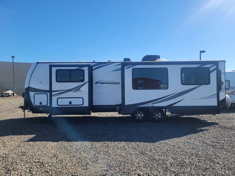 Used 2019 OUTDOORS RV MOUNTAIN SERIES Image 4