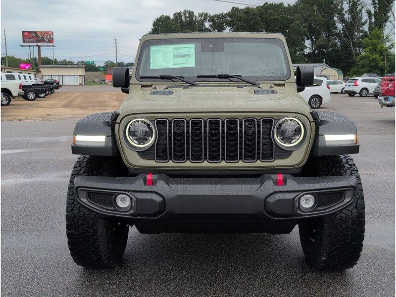 New 2025 Jeep Wrangler 4-door RubiconImage 8